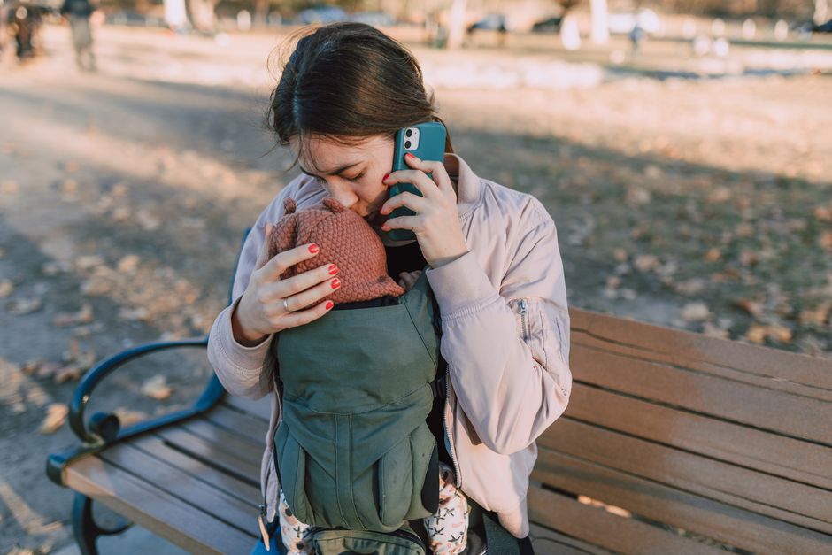 Ergobaby Omni 360 Vs Baby Tula Explore Hiking: Baby Carrier Buying Mistakes for Hiking (Ergobaby Omni 360 vs. Baby Tula Explore)